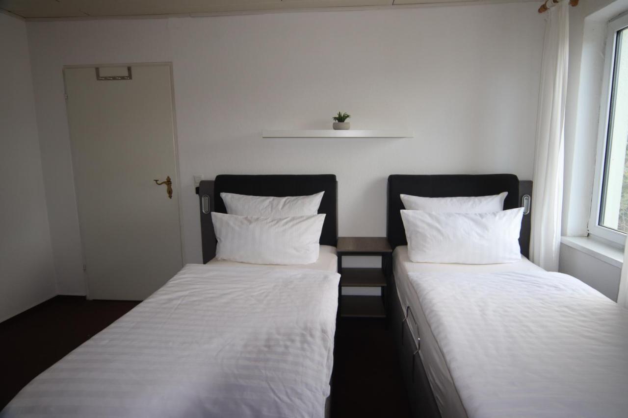 Ruhige Wohnung Mit Terrasse Nur 5 Minuten Zur Mueritz Marienfelde Bagian luar foto