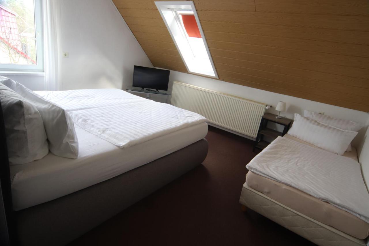Ruhige Wohnung Mit Terrasse Nur 5 Minuten Zur Mueritz Marienfelde Bagian luar foto