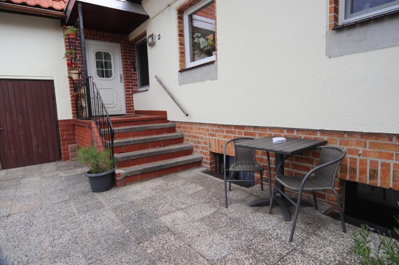 Ruhige Wohnung Mit Terrasse Nur 5 Minuten Zur Mueritz Marienfelde Bagian luar foto